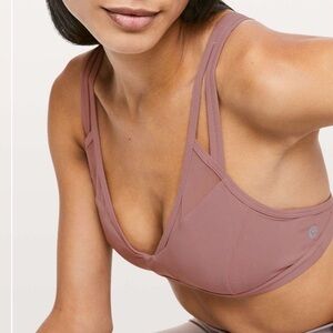 Lululemon Ease To Breathe Bra